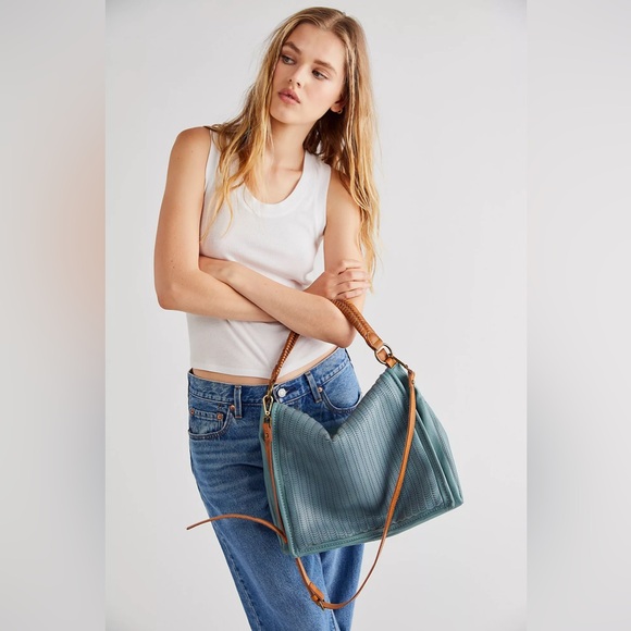 Free People Handbags - Free People Golden Valley Vegan Messenger Black